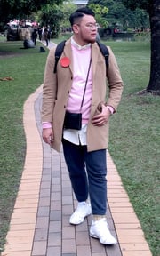 西裝寶貝。