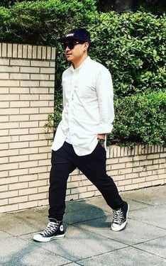 腰子痛不是EugeneTong