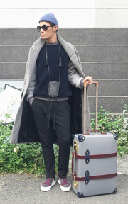 GLOBE TROTTER