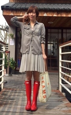 一下雨天一下晴天，歪腰