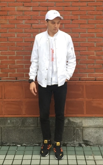 橘色X黑色