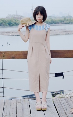 手臂吹涼風