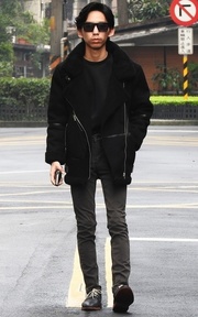 ALL BLACK