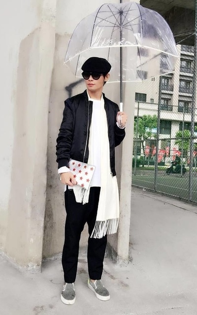非黑即白 (雨天外景工作穿搭.....其實很冷)