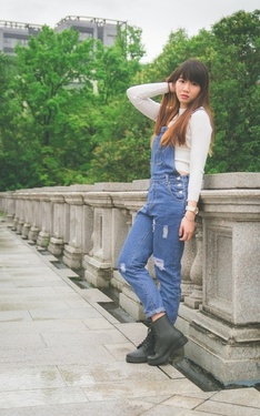 小小兵女孩