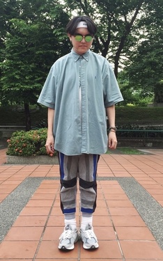 在學校戴墨鏡真的超高調吧～