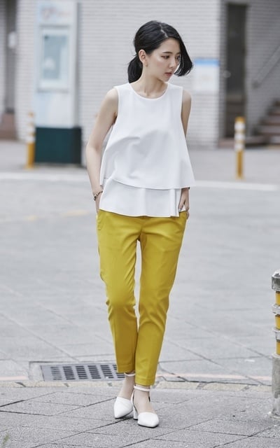 YELLOW CHIC