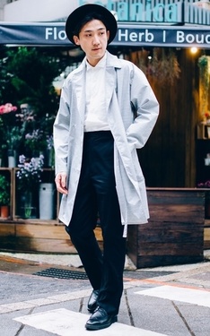 第一次穿喇叭褲