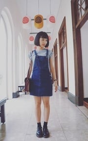 牛仔裙的一天