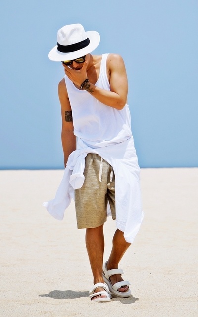 Hot Summer!! 記得擦防曬~