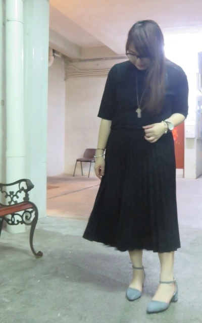 ALL BLACK &灰鞋