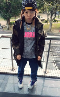 期末地獄中的怨念少女