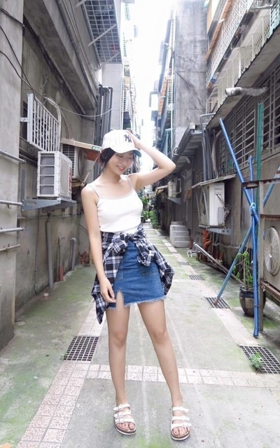 夏日牛仔穿搭