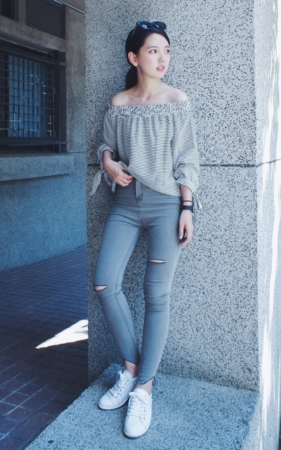 OFF-SHOULDER TREND