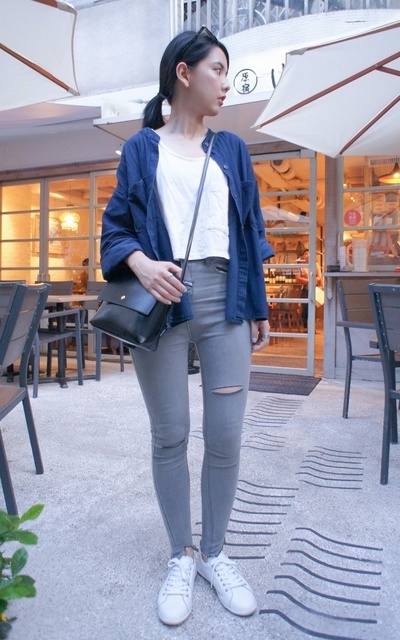 CASUAL WEAR