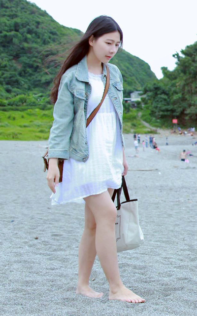 去海邊