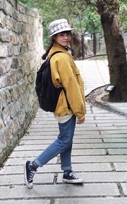 黃衣村姑