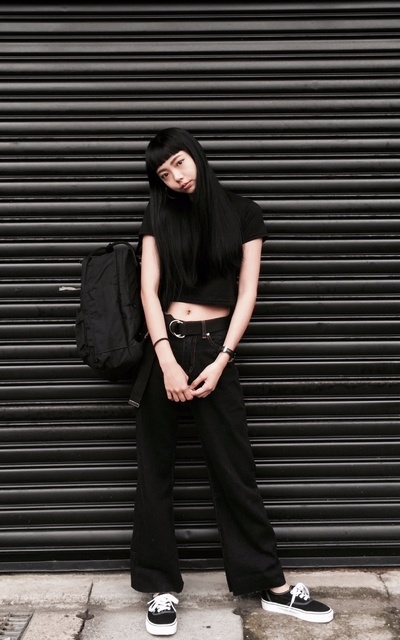 ALL BLACK 開學穿搭
