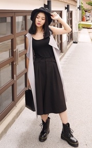 灰黑無彩度