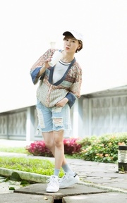 SPORTY BOYISH
