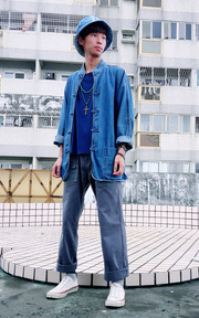 藍藍的中國結