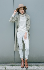 B x Uniqlo
