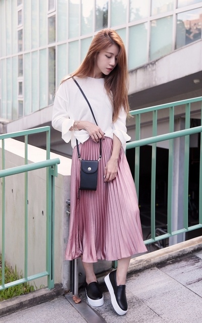 玫瑰金色也能出現在衣服上