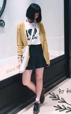 芥黃。
