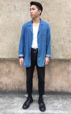¥700