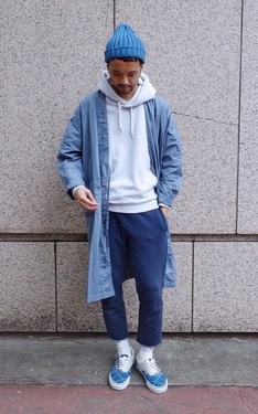 同色