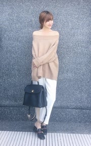 beige