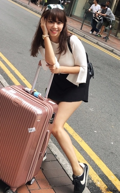 在香港街頭擺pose?