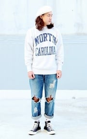 SWEATSHIRT