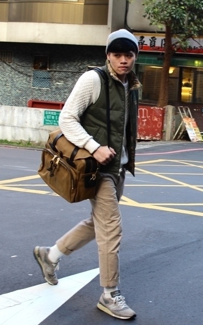 最近很會走路所以拍走路照