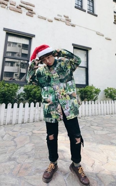 聖誕節過了還是想扮聖誕樹~~