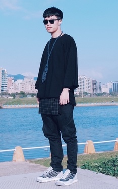 2017 / 01 / 02