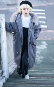 GRAY、black、white