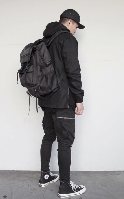 AII BLACK