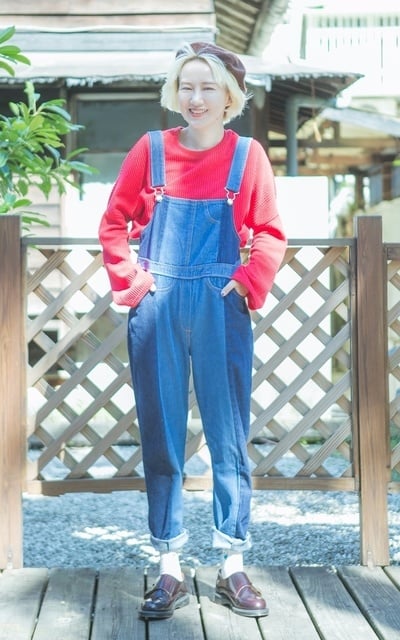 紅色小男孩風