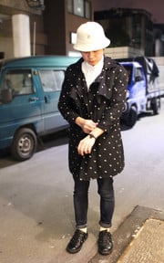 點點大衣/貴族感翻領白襯衫