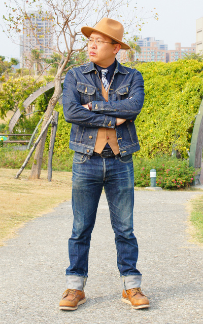 深藍牛仔紳士