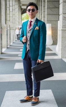 Suitwalk