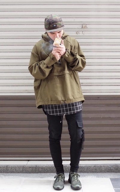 軍綠 outfit