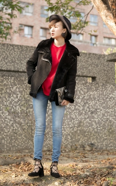 SIMPLE RED