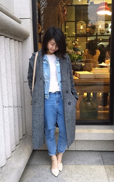適合慵懶隨興、丹寧X丹寧、破褲、牛仔外套、雜色大衣、大衣、羊毛大衣、牛仔破褲的穿搭