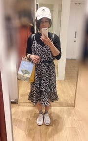 自己逛街去