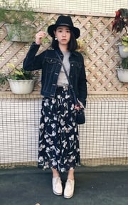 深藍的花花世界