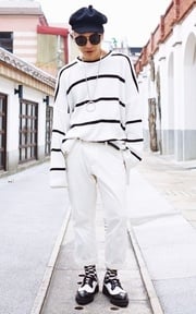 『white』