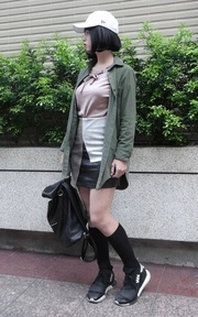 Light Grayish