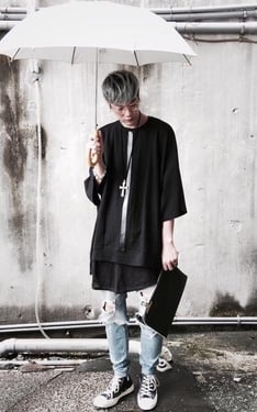 OVERSIZE TEE